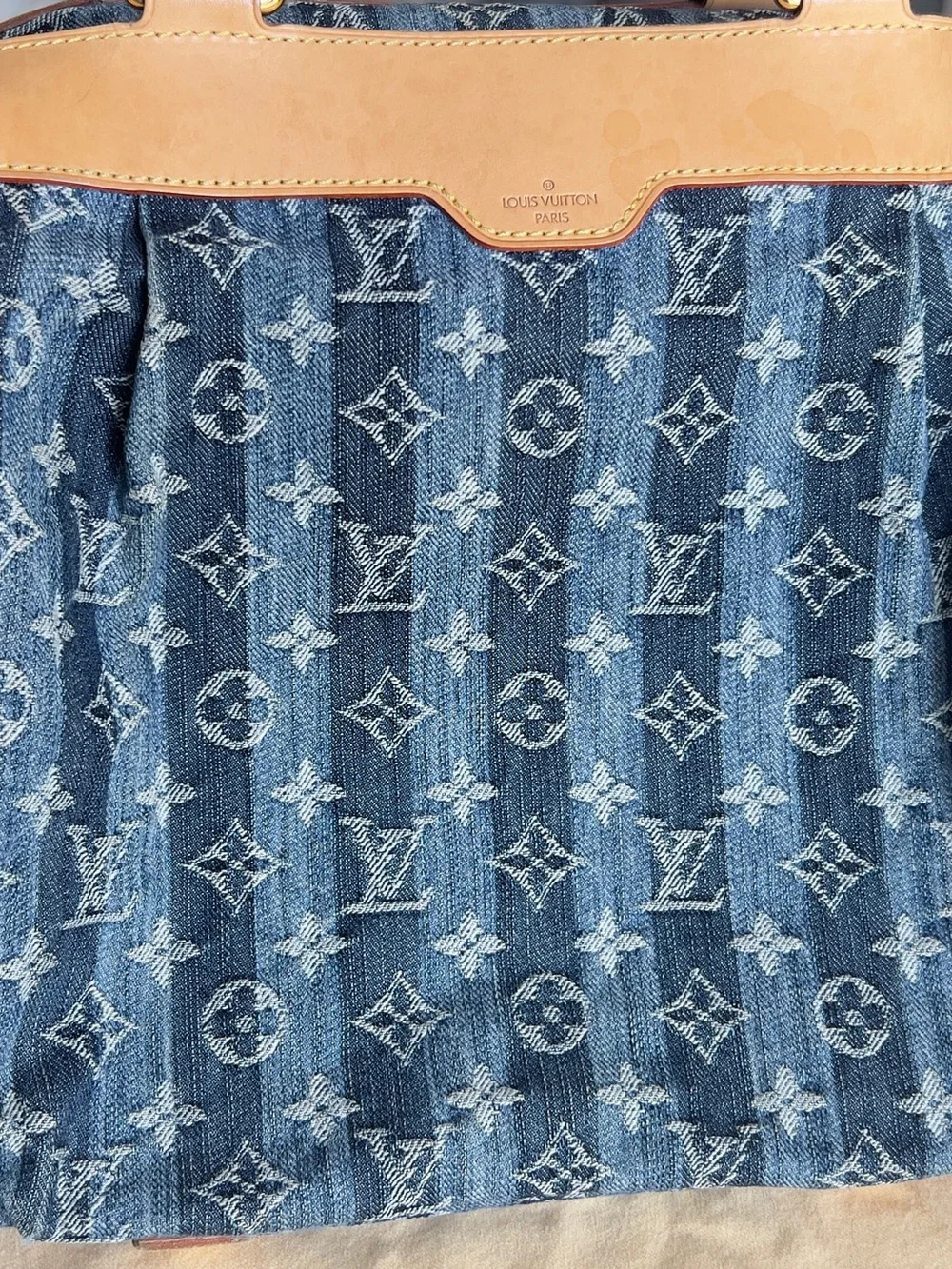 Authentic Louis Vuitton Cabas GM Epaule Denim Raye Blue